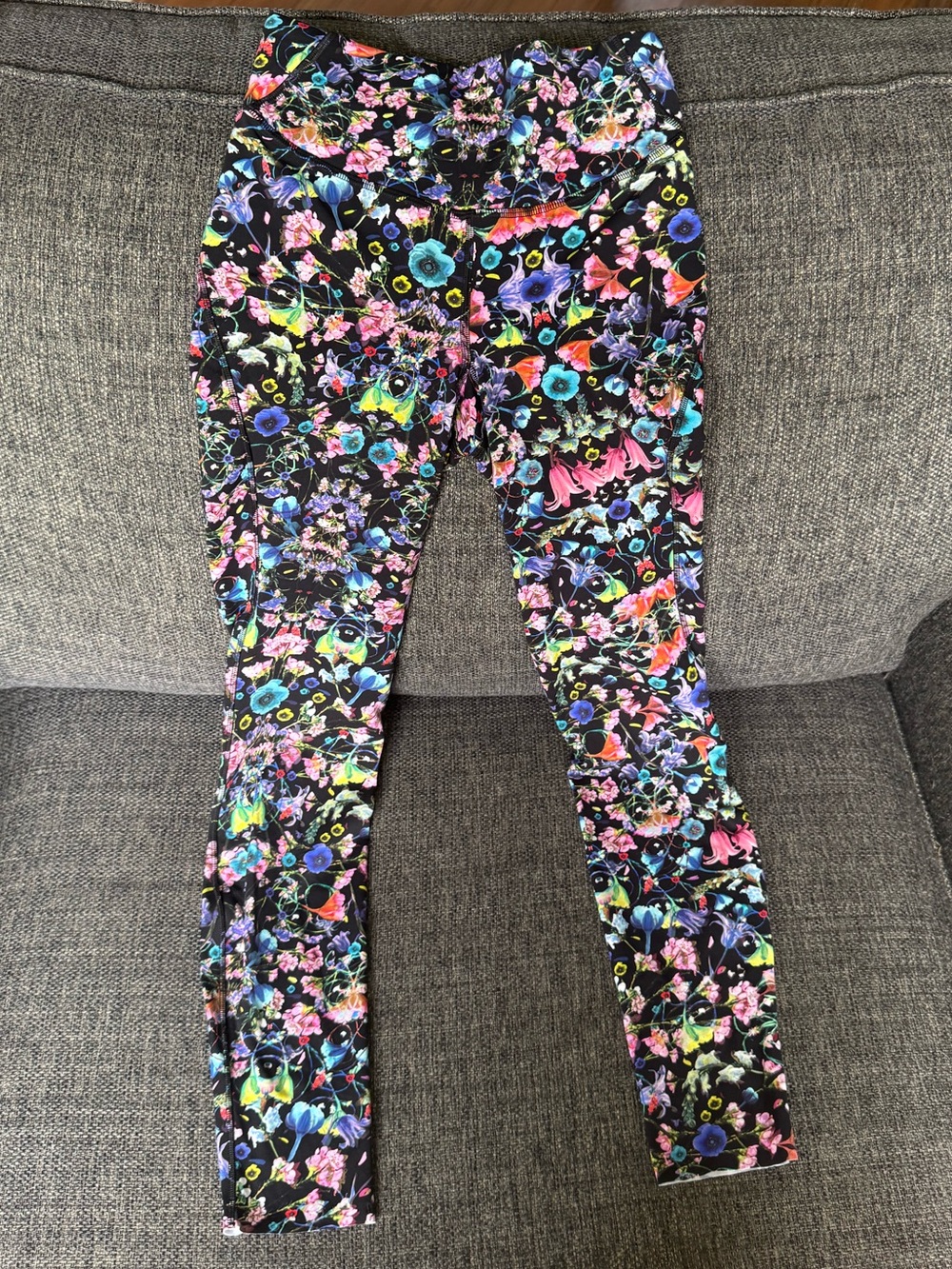 lululemon athletica Base Pace High-Rise Tight 28" Flowerscope Black Multi Print